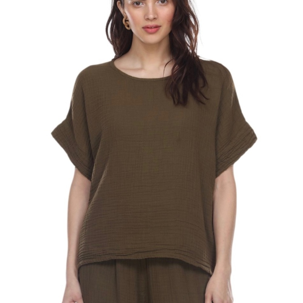 EUC—Olive green Honest Cotton top in OS fits most